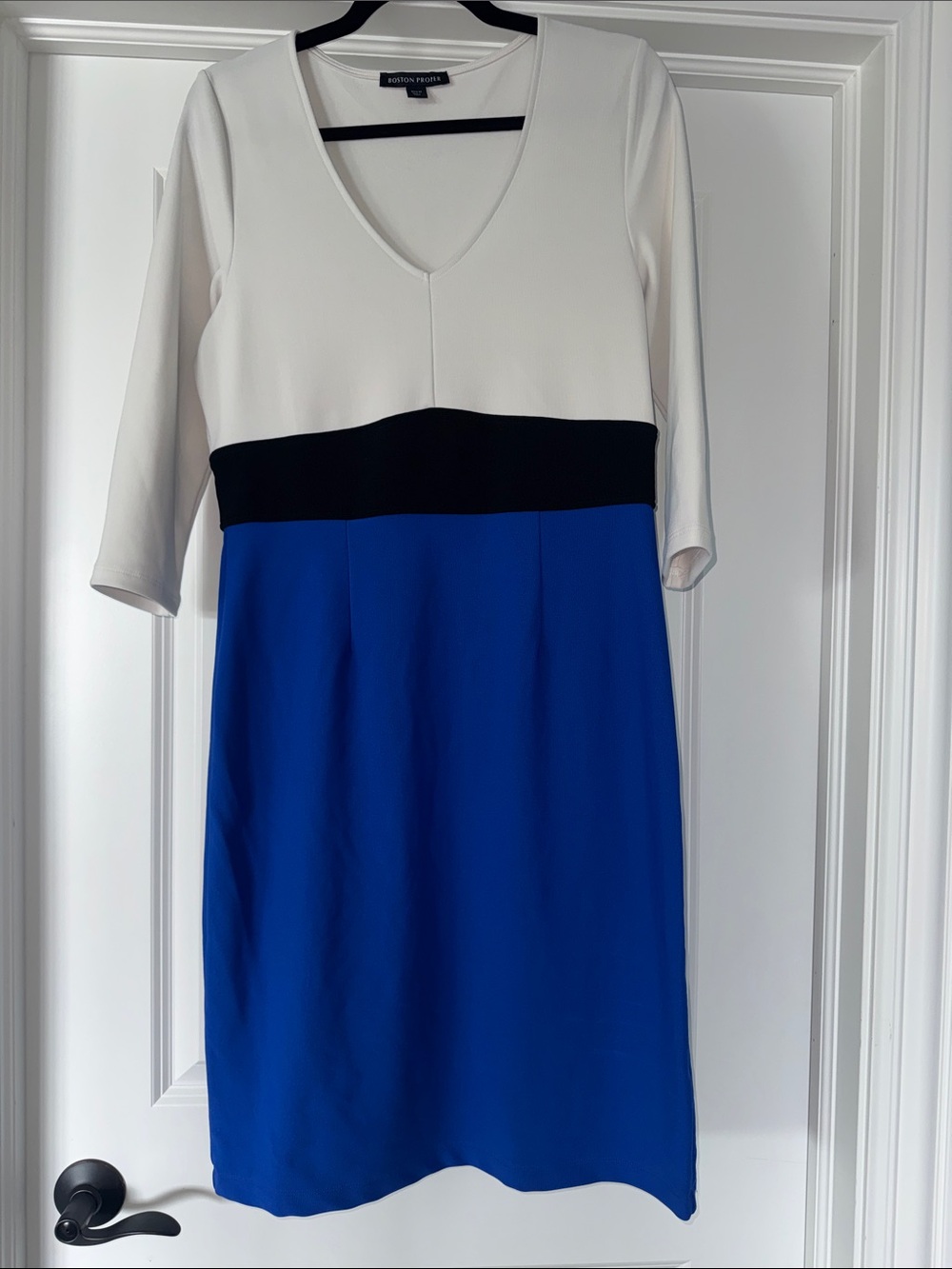 Boston Proper White, Black & Royal Blue V-Neck Midi Dress